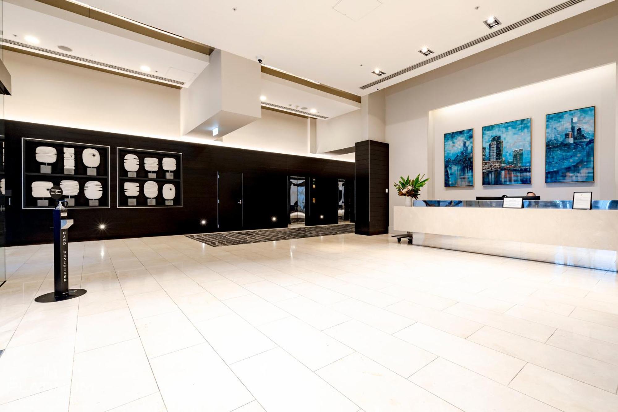 Platinum Luxury Stays At Freshwater Place Melbourne City Exterior foto
